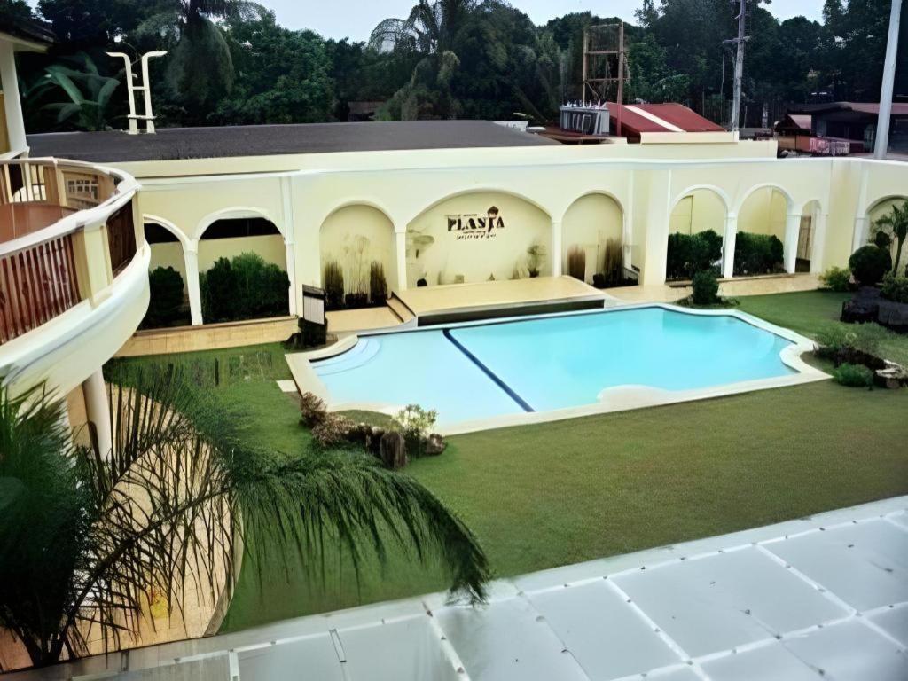 Planta Centro Bacolod Hotel & Residences Exteriör bild
